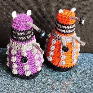 Doctor Who Dalek crochet pattern image 5