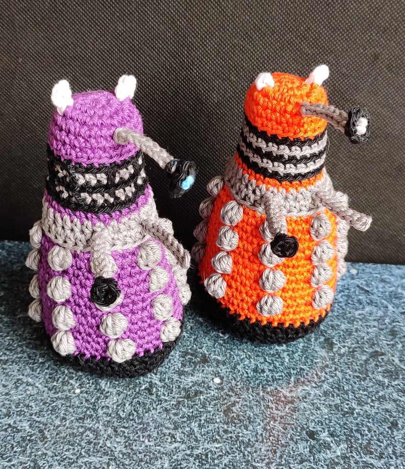 Doctor Who Dalek crochet pattern image 5