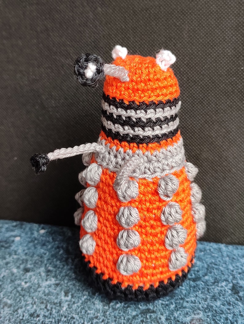 Doctor Who Dalek crochet pattern image 2