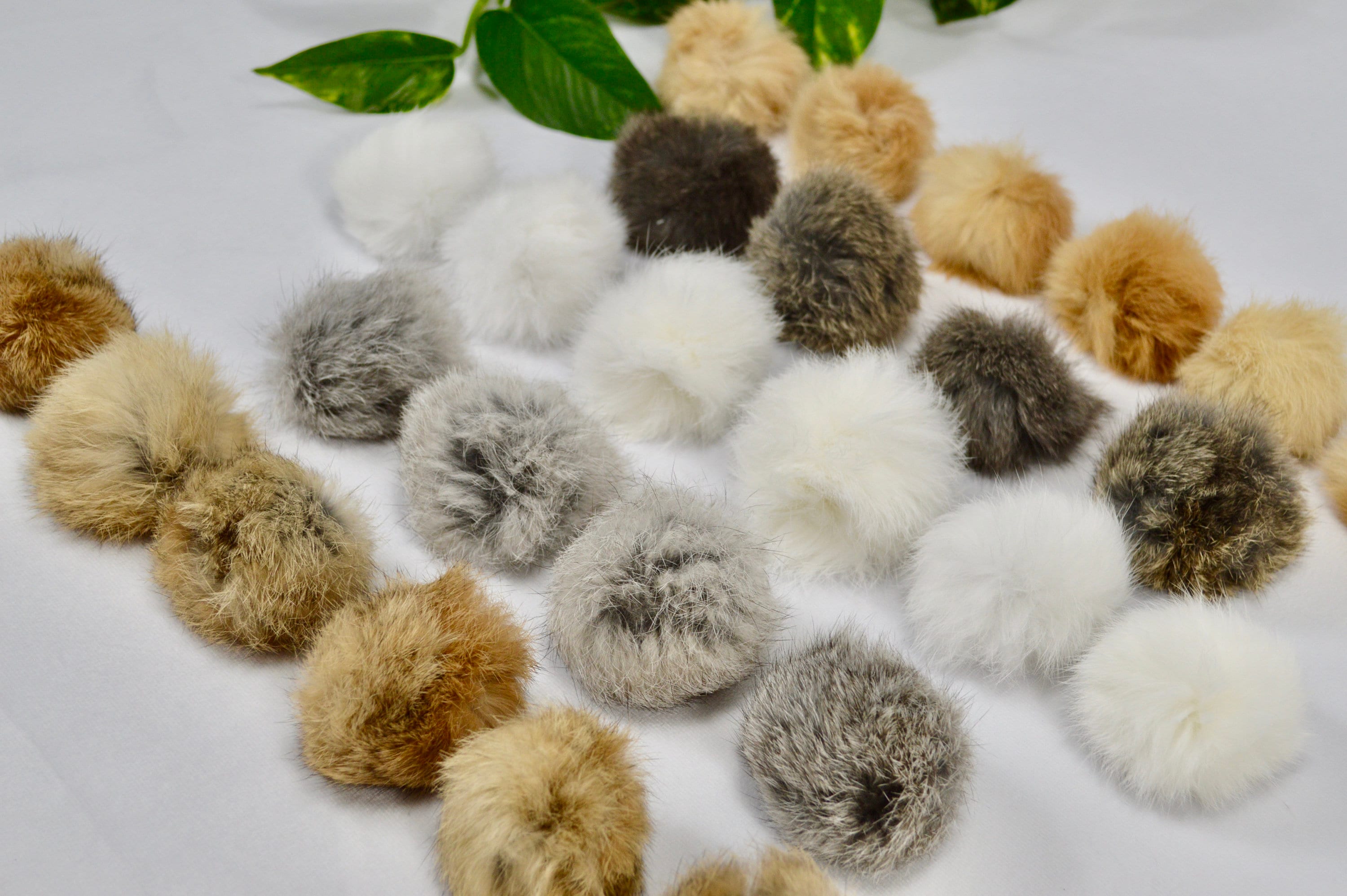 Homtable 24 Pieces Faux Fur Pom Pom Balls Fur Fluffy Pompom Ball with Elastic Loop for Hats Shoes Scarves Gloves Scarves Bag Key Chain Charms