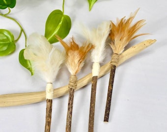 Silvervine Toss Toy - Feather Matatabi Chewing Stick