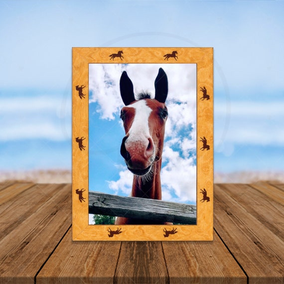 Decorazione in legno personalizzata a forma di cavallo, regalo per amanti dei cavalli, statua di cavallerizza, regalo di compleanno equestre per