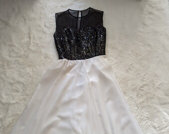 Black and White 80s does 50s dress.