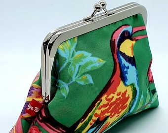 clutch purse, purse, clutch, bird, flowers, green, metal frame, clasp, kiss lock frame, vintage look