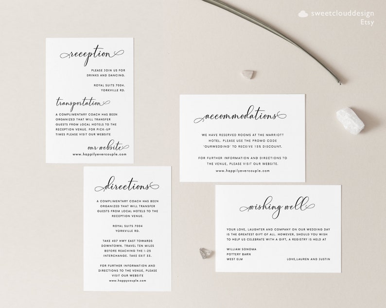 Peut inclure: Quatre cartes blanches avec du texte noir d&eacute;crivant les d&eacute;tails de la r&eacute;ception de mariage. Les cartes comprennent des informations sur le transport, l'h&eacute;bergement, les directions et les v&oelig;ux. Le texte comprend l'adresse du site Web "www.happilyevercouple.com".