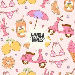 Pode incluir: Um padrão sem costura rosa e branco com uma variedade de elementos de verão e tropicais, incluindo limões, laranjas, cones de sorvete, um scooter, um guarda-sol de praia e um biquíni. O texto "Camila Prints" aparece em um balão de fala branco.