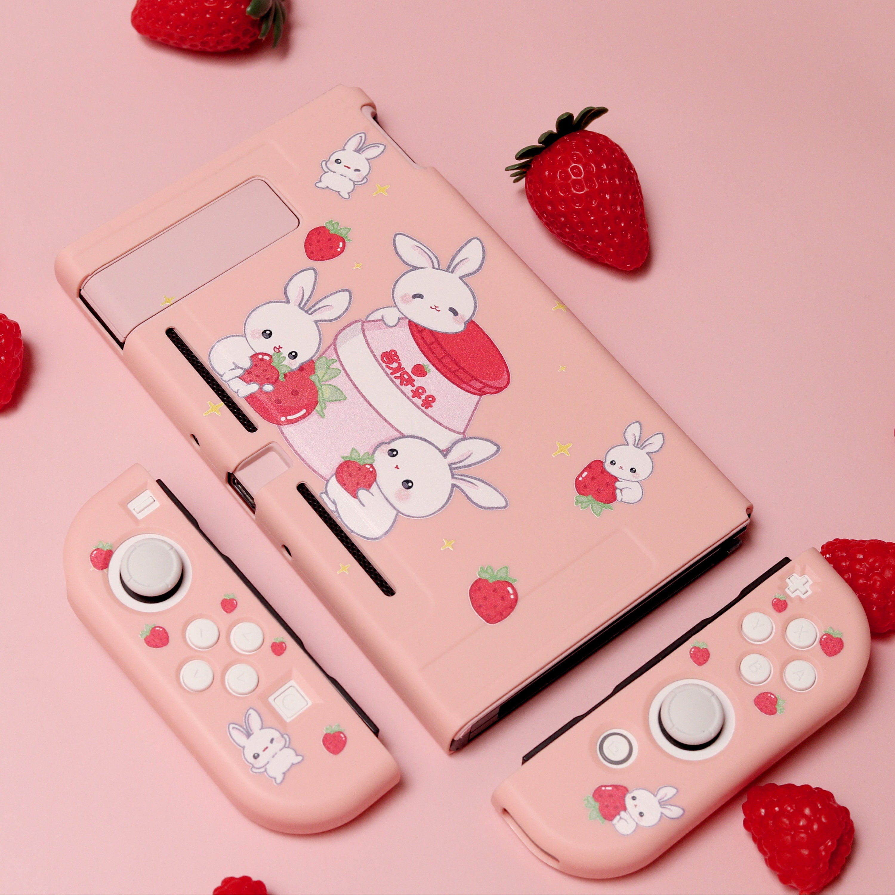 【韓国GLOWNY グロウニー】STRAWBERRY MILK BUMPER CASE MUSINSA | GLOWNY STRAWBERRY MILK BUMPER CASE