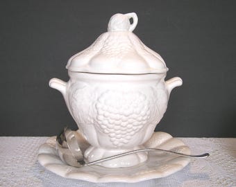 California Pottery USA  #715 Soup Tureen White Grape Design