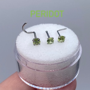 PERIDOT Nose Stud