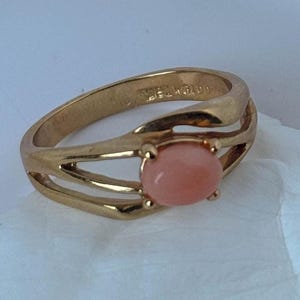 18k Gold Plated Vintage Coral Ring, Antique Ring, Mid Century Ring, Vintage Jewelry, Vintage Women&#39;s Ring