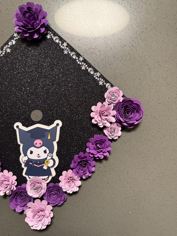 HK Friends Graduation Cap Topper