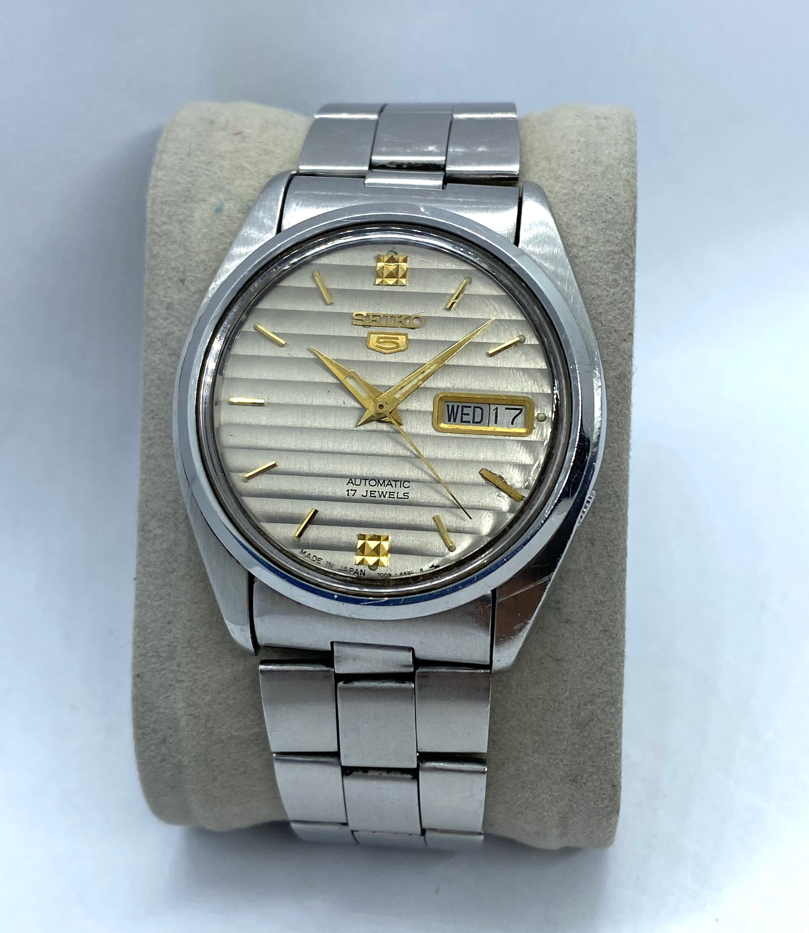 Vintage Seiko 5 7009-821J Day Date Gray Dial Seiko Automatic - Etsy