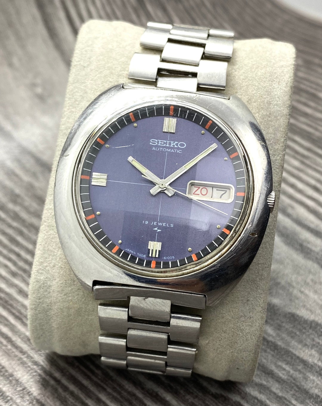 Seiko Automatic 7006-6010 Vintage Watch Mens 19 Jewels - Etsy Singapore