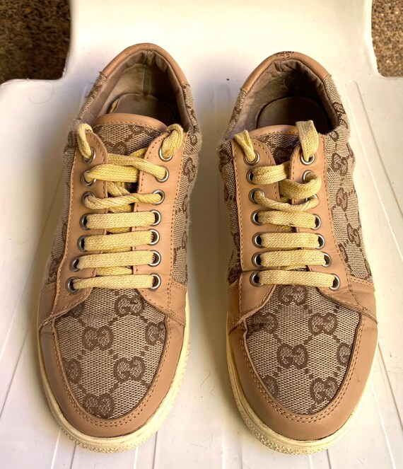 Gucci GG Sneakers Dames Vintage Schoenen Maat 37.5 Beige Gucci - Etsy  Nederland