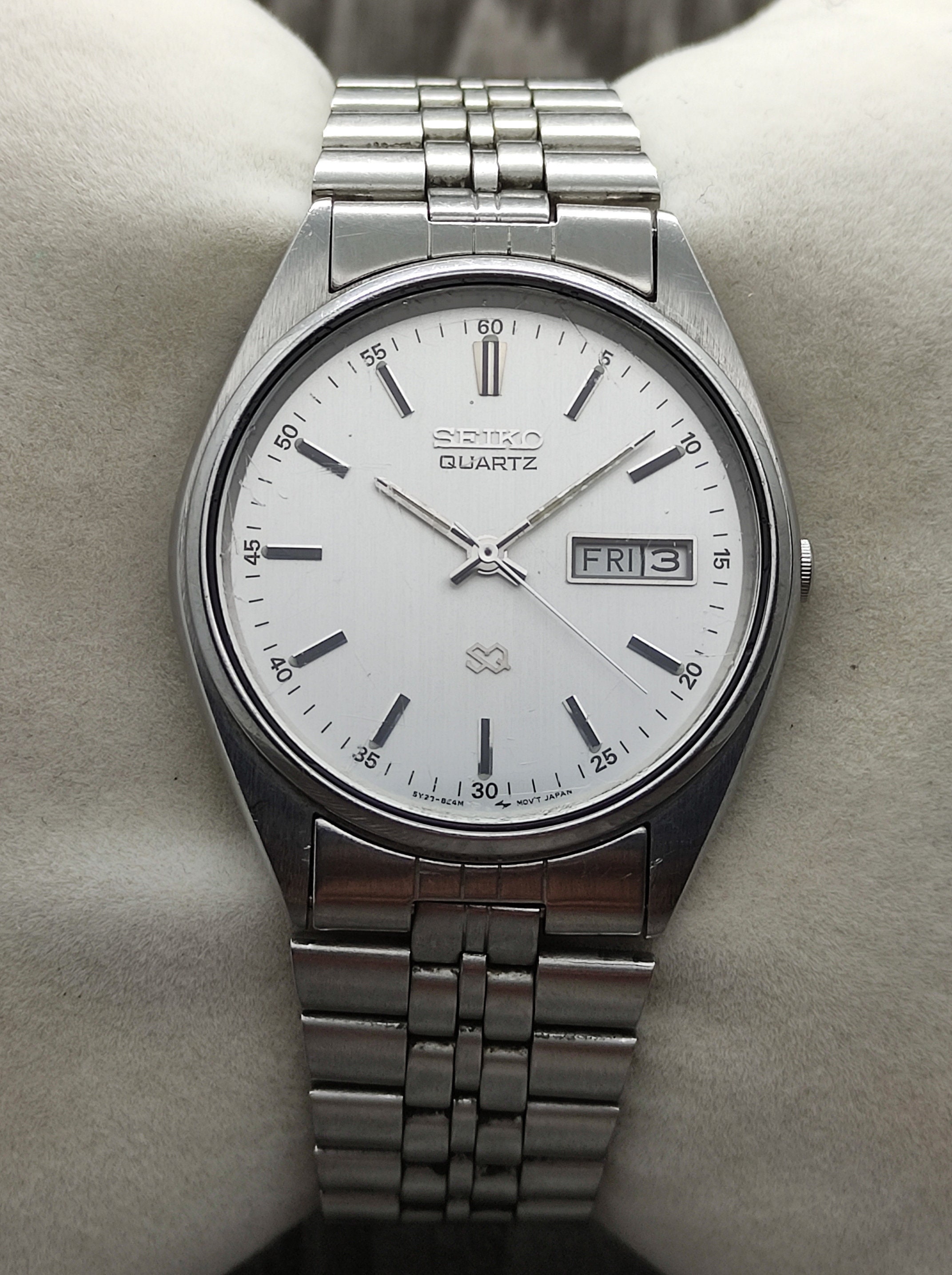 Vintage Seiko Quartz SQ 5Y23-8A11 Vintage Watch White Dial - Etsy