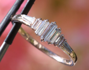 Baguette Moissanite Diamond Ring,14K Gold Baguette Diamond Cluster Ring, Diamond Statement Ring ,Unique Baguette Ring,unique moissanite ring