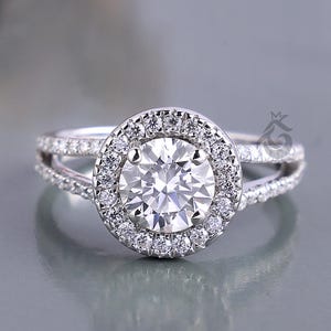 Vintage Inspired Halo Engagement Ring,Round Cut Lab Grown Diamond Ring,Split Shank Pave Wedding Ring,Handmade Promise Ring,Anniversary Gifts