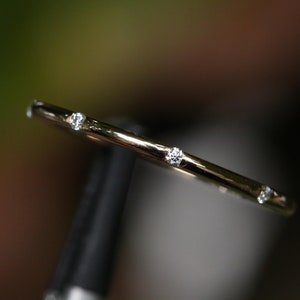 1,30 MM Dainty Moissanite Ehering, volle Eternity fluse Diamant Ehering, dünne stapelbare Ring, Rose Gold Moissanite Band