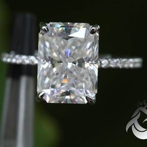 5CT ラディアントカット モアッサナイト エンゲージリング、隠れたハローリング、結婚指輪、大きなモアッサナイトリング、女性用リング、パヴェブライダルリング、彼女へのギフト