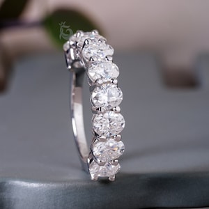 5x4 Oval Half Eternity Wedding Band,Oval Cut Wedding Band,Anniversary matching Band,Moissanite Wedding Band,Oval Cut stackable ring for her