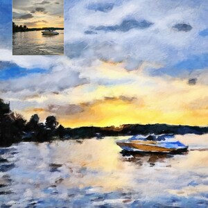 Pu&ograve; includere: Un dipinto che rappresenta una barca su un lago al tramonto. Il cielo &egrave; un mix di blu, giallo e arancione, con nuvole bianche e soffici. L'acqua &egrave; di un blu profondo, che riflette i colori del cielo. La barca &egrave; blu scuro e bianca, con una striscia gialla.