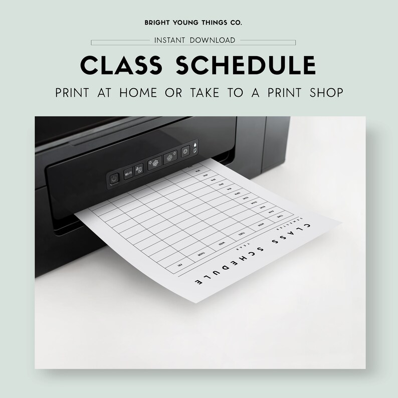 Puede incluir: Una plantilla de horario de clases imprimible en blanco y negro que se est&aacute; imprimiendo desde una impresora negra. La plantilla tiene columnas para los d&iacute;as de la semana, la hora, la clase y las notas.