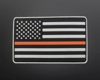 Dünne orangefarbene PVC-Flagge der amerikanischen Flagge, 9 cm L x 5 cm H zu Ehren von Such- und Rettungspersonal