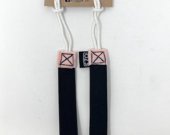 Upcycled climbing shoes leash for multi-pitch climbing