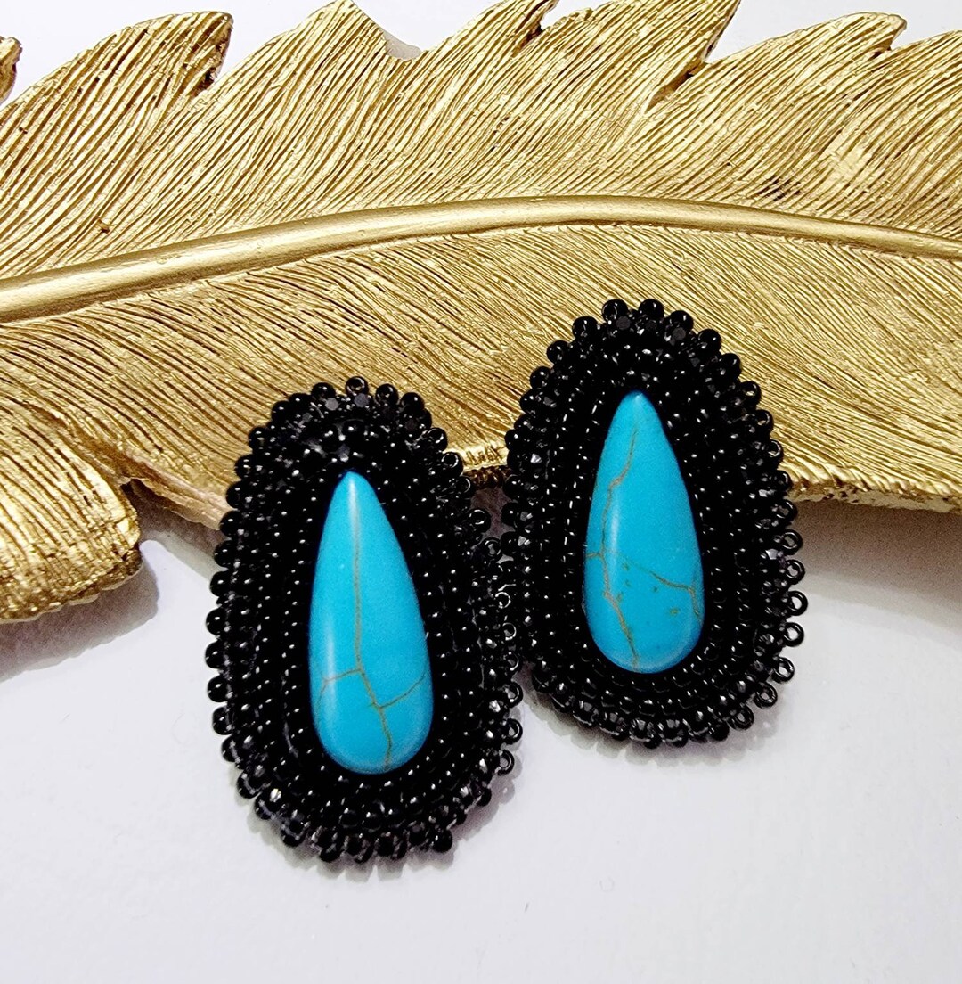 Handmade Beaded Earrings/stud Earrings/beadwork/accessories/gifts for