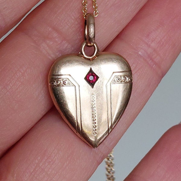 Art Nouveau Heart Pendant with Ruby Paste