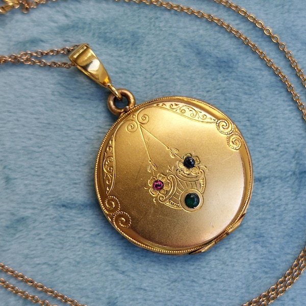 Art Nouveau Locket with colored rhinestones and milgrain framing lines