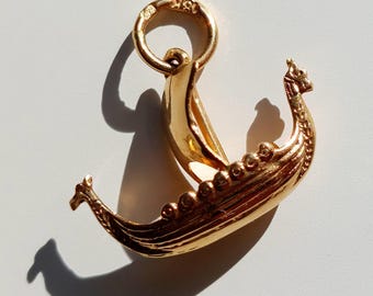 Vintage 18k Gold Drakkar - Viking boat Charm