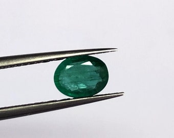認定済み 5.5 x 7 MM 天然エメラルドファセットオーバルジェムストーンルースエメラルドオーバルファセットジェムストーン AAA+ 品質エメラルド - 1 個あたりの価格