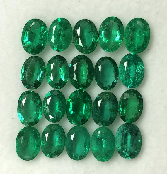Quality Price Per stone Certified 7x5MM Natural Emerald Faceted oval Gemstone Loose Emerald Oval Faceted gemstone AAA