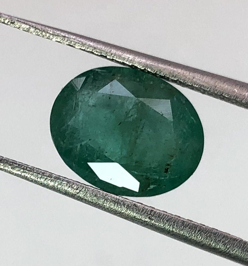 Certified 7.70x9.00x4.30MM Natural Emerald Faceted oval Gemstone Loose Emerald Oval Faceted gemstone AAA Price Per Peice Quality Emerald
