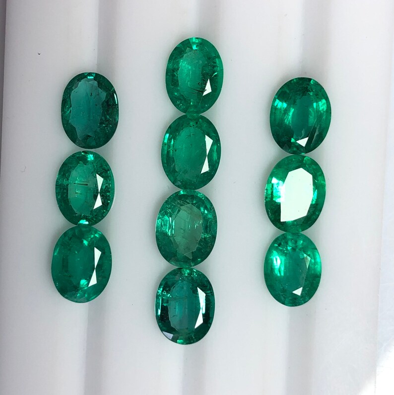 Price Per peice Quality Emerald Certified 9x7MM Natural Emerald Faceted oval Gemstone Loose Emerald Oval Faceted gemstone AAA