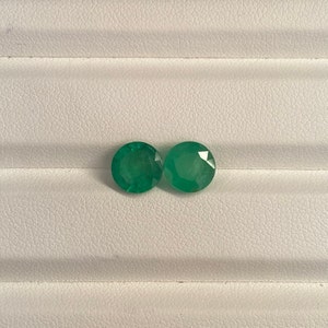 Certified Natural Emerald Round Cut 8.00MM Lot Vivid Green, Calibrated Loose Emerald Round