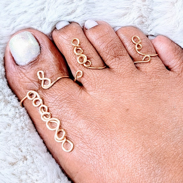 Wire Wrapped Gold Toe Ring 3 Piece Set I Adjustable Toe Ring Set I Spiral Toe Ring