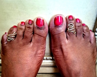 Gold Toe Ring Set, Adjustable 14k Gold-Plated Toe Rings, Hypoallergenic Foot Jewelry