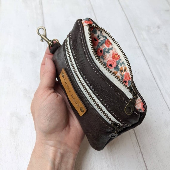 Ditsy Flat Canvas Pouch Ditsy Flat Canvas Pouch
