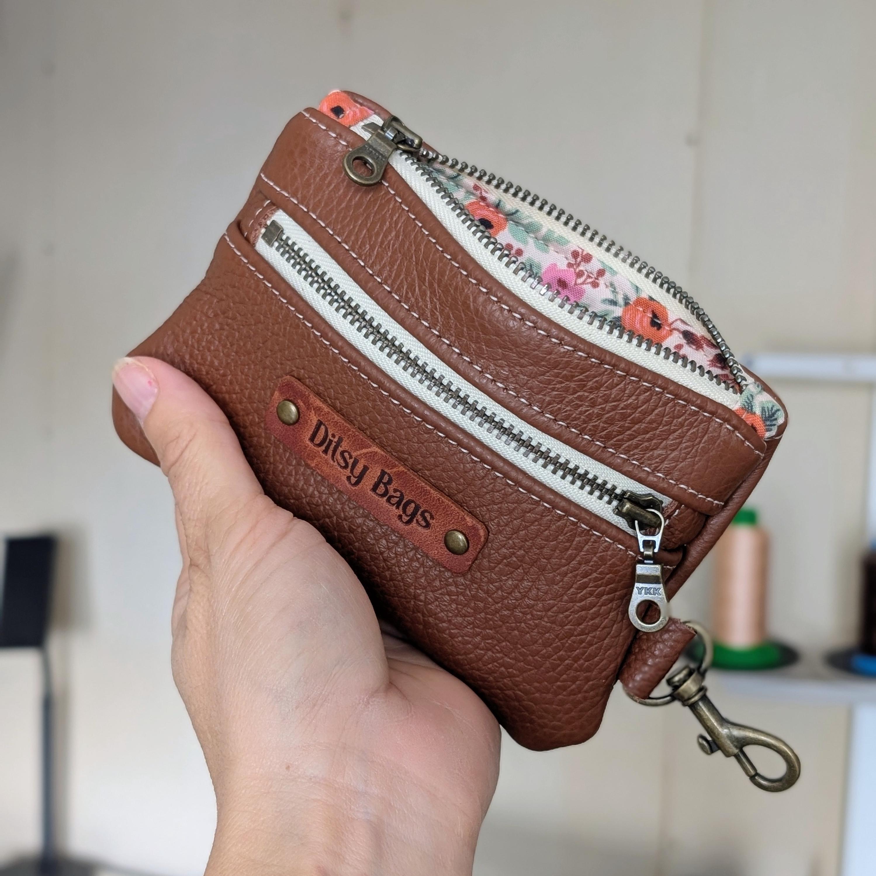 Handmade Leather Coin Purse Small Zipper Pouch Mini Keychain