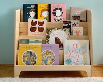 ein Montessori-Bücherregal, Montessori-Möbel, ein Bücherregal für Kleinkinder