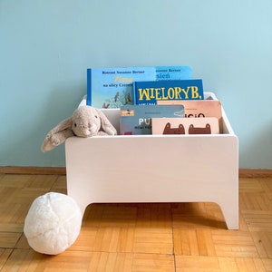 Montessori Bookcase, Bookshelf for kids, Storage for Toys. Chest Bin