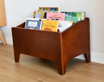 Montessori Kids Bookshelf: Nugat Stained Birch Plywood