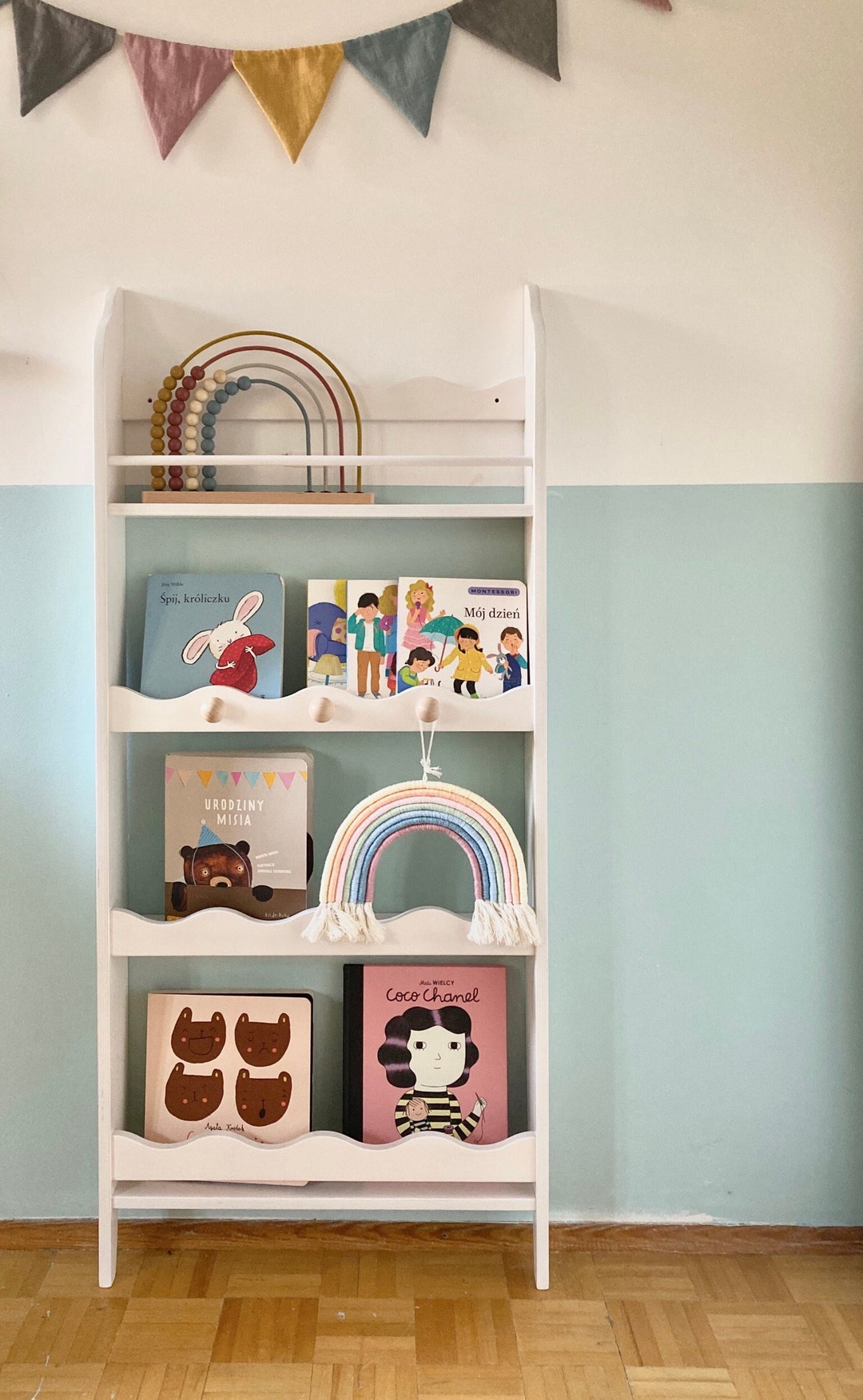 Libreria Infantil para Niños, Estanteria Infantil de Pared, Libreria  Montessori de 2 Niveles con 4 Ganchos, Blanco+Roble Claro