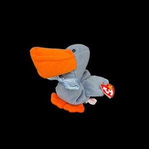 RARE Show Boat Musical Version of TY &quot;Scoop&quot; the Pelican (1996) Vintage Beanie Baby with Canadian Tush Tag