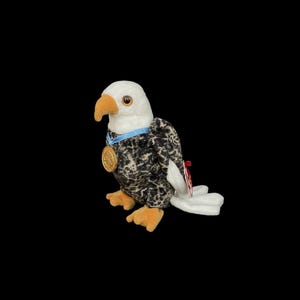 Vintage TY &quot;Valor&quot; the Eagle (2003) Beanie Baby - Ty Store Exclusive