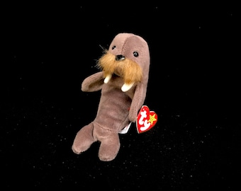 Vintage TY "Jolly" the Walrus (1996) Beanie Baby