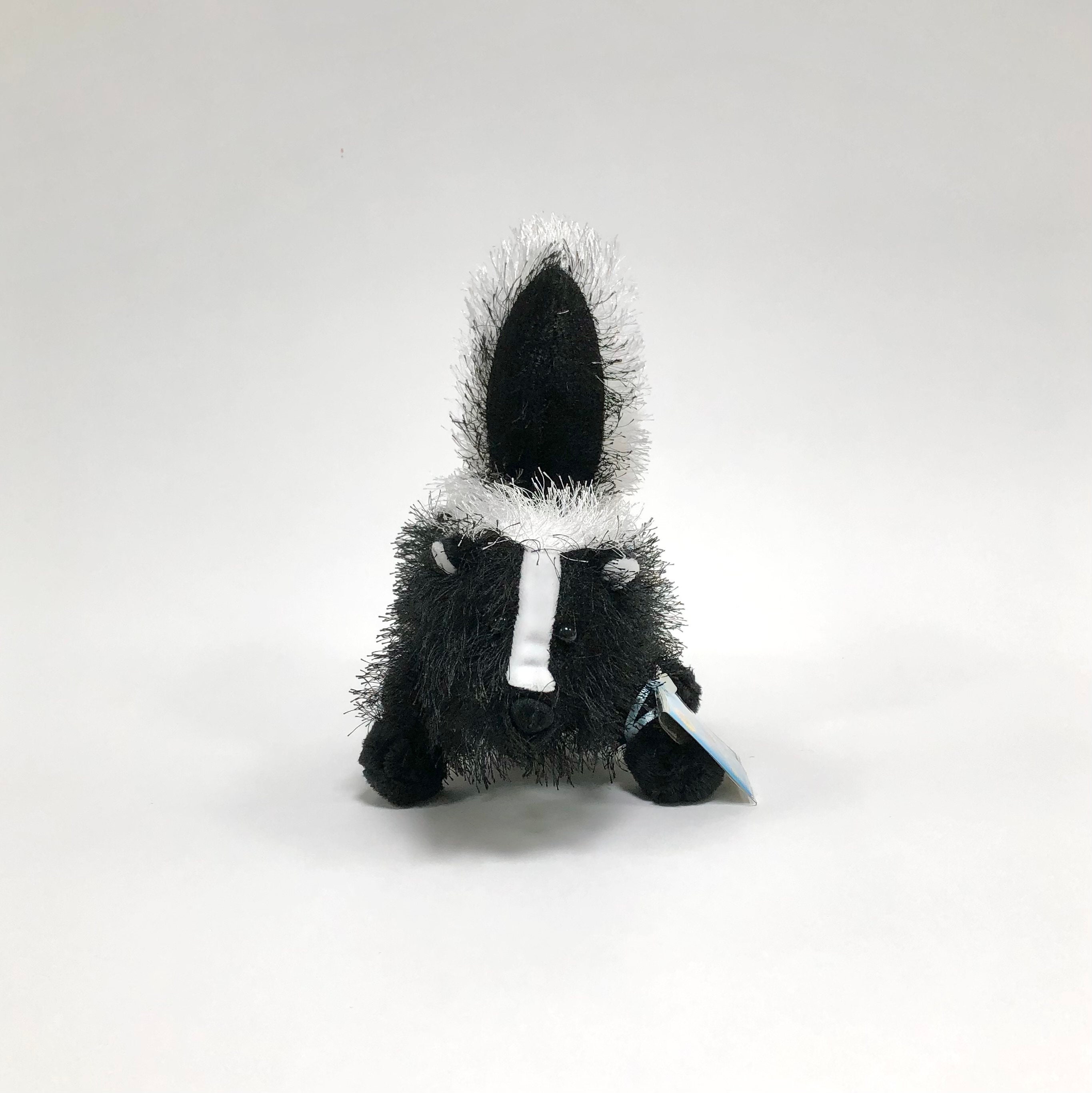 小物 skunk GANZ Webkinz Skunk // New With Sealed Code - Etsy