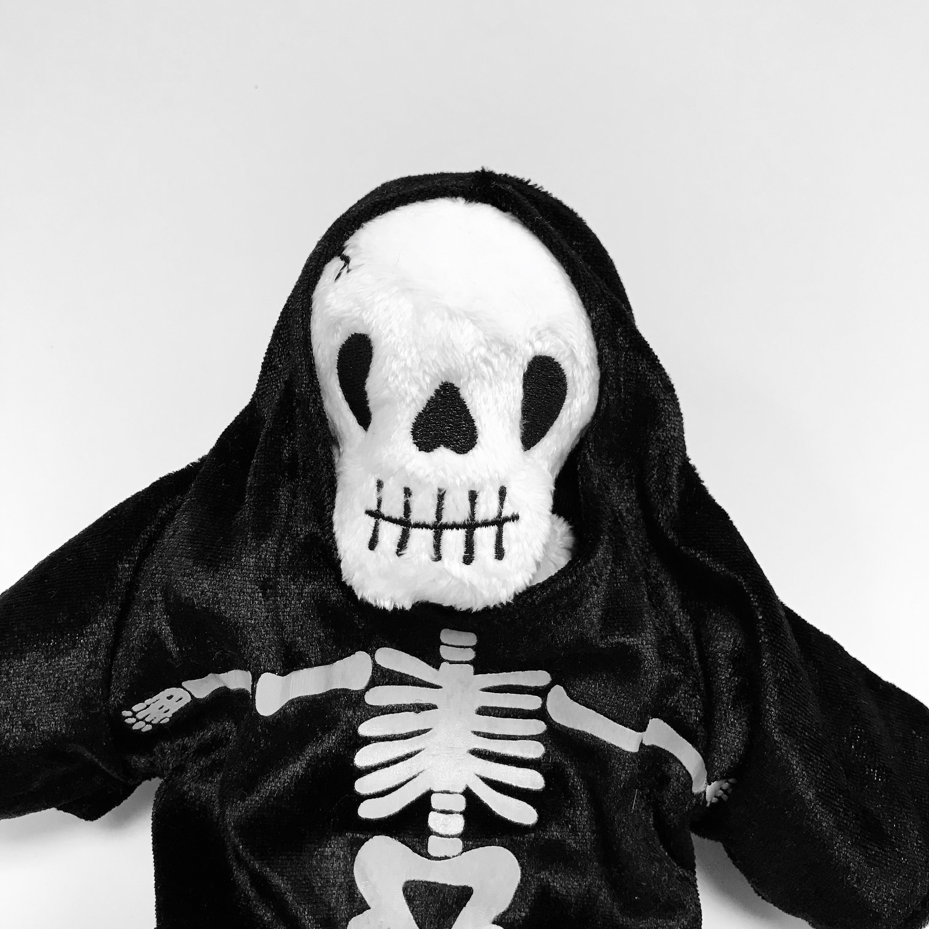 Steph Thorogood | Rare, vintage TY Creepers Skeleton beanie